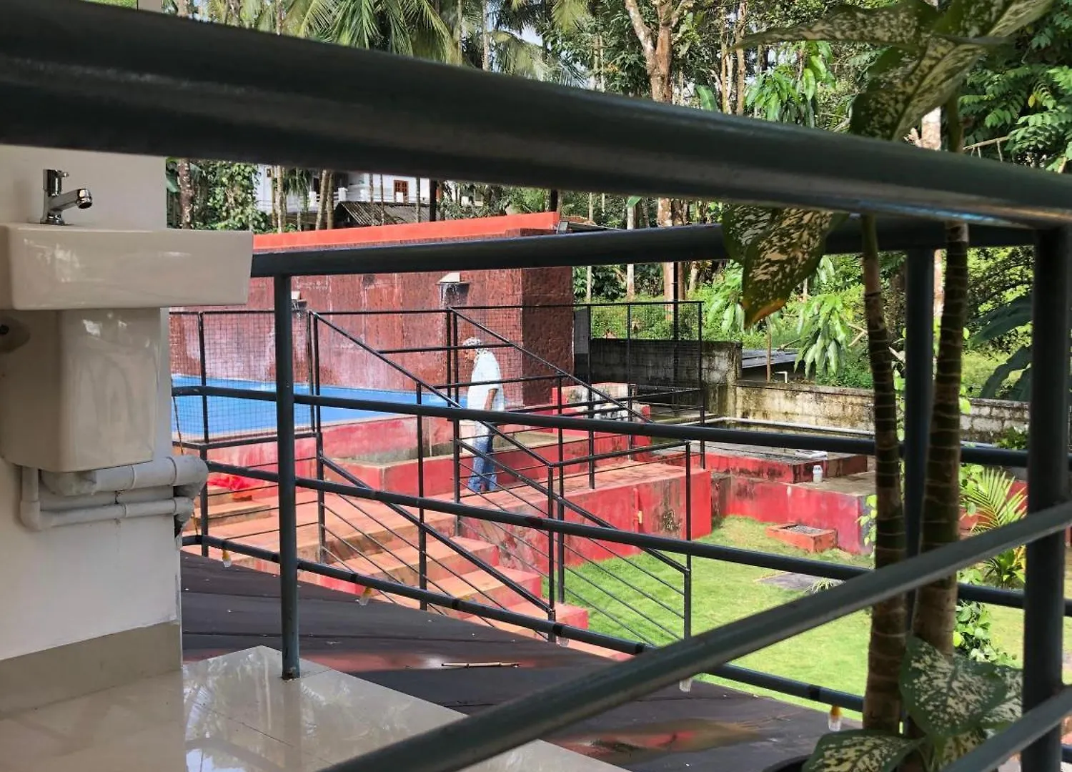 Blizzard Home Stay Wayanad Padinjarathara Homestay