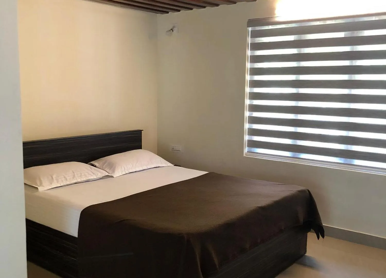 Blizzard Home Stay Wayanad Padinjarathara